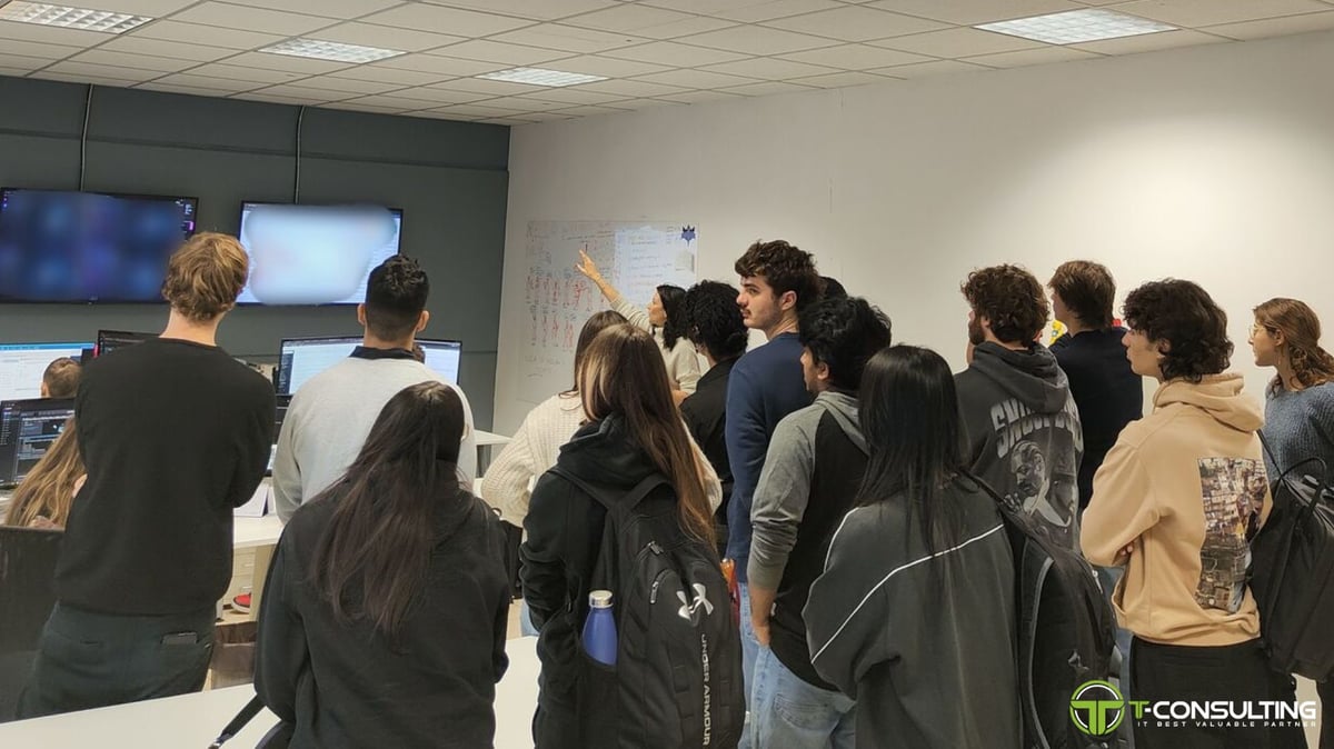 Incontro con studenti del secondo anno del CLAME
